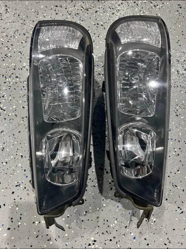 Nissan Skyline GTR R34 Headlights